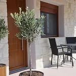 Eva's House *