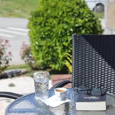 Eva's House شقة أفيتوس