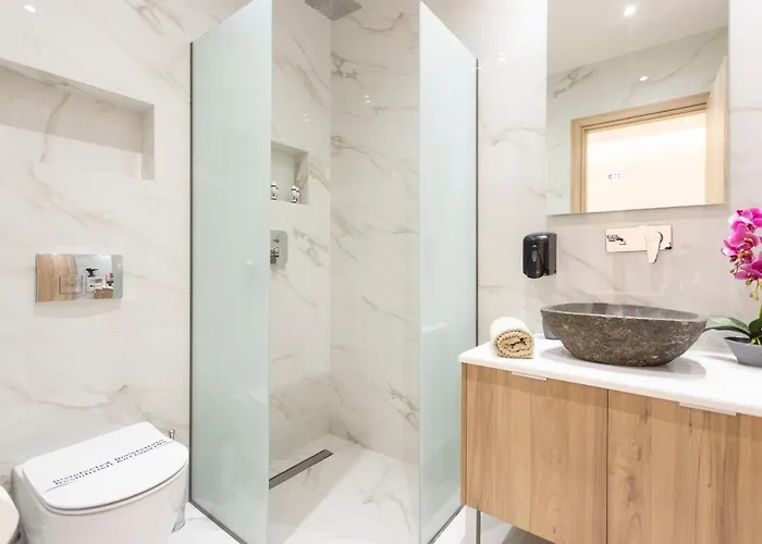 Eva's House * 阿菲托斯